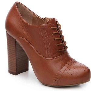 Crown Vintage Tessford Oxford Platform Bootie